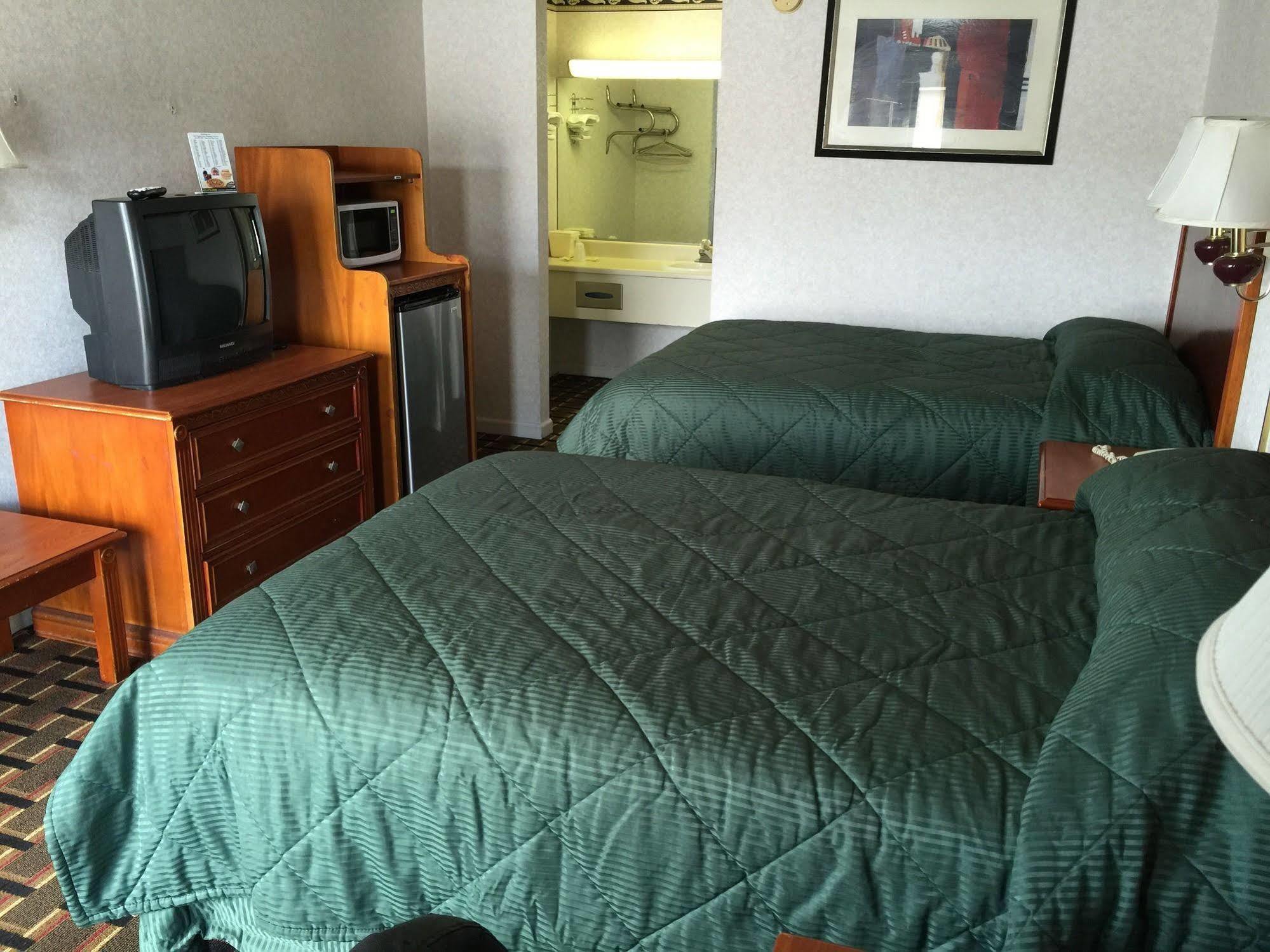Heritage Inn 克里夫兰 外观 照片