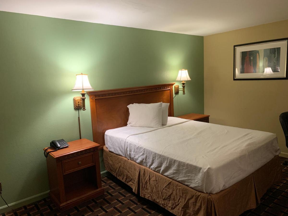 Heritage Inn 克里夫兰 外观 照片